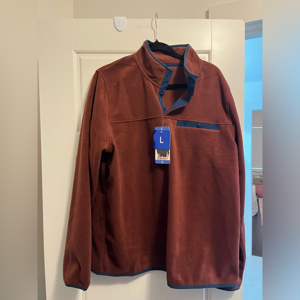 32 Degrees Men’s Pullover. New with tags!